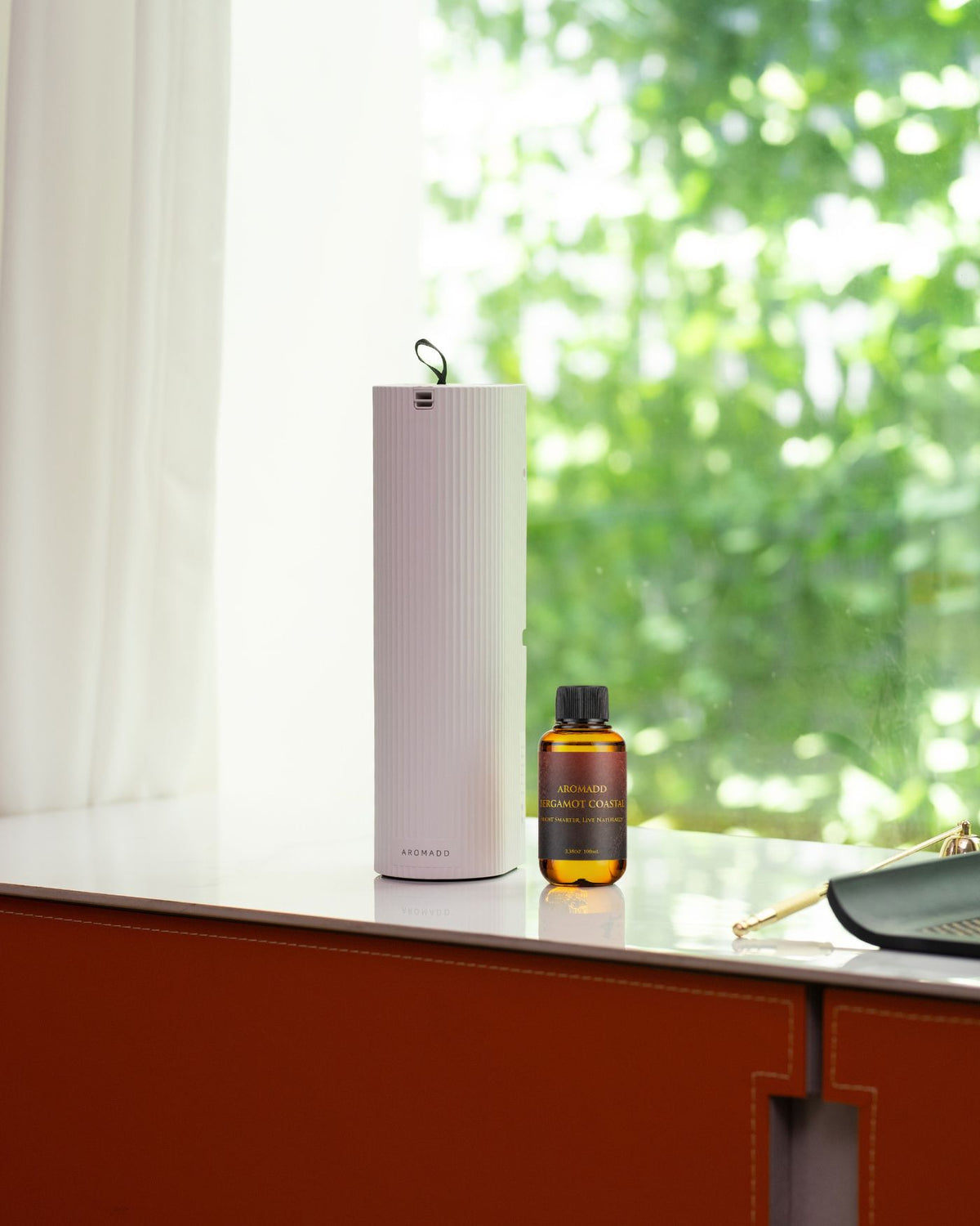 Rad-2 Art Diffuser - Bundle with Bergamot Coastal or Pumpkin Spice Oil