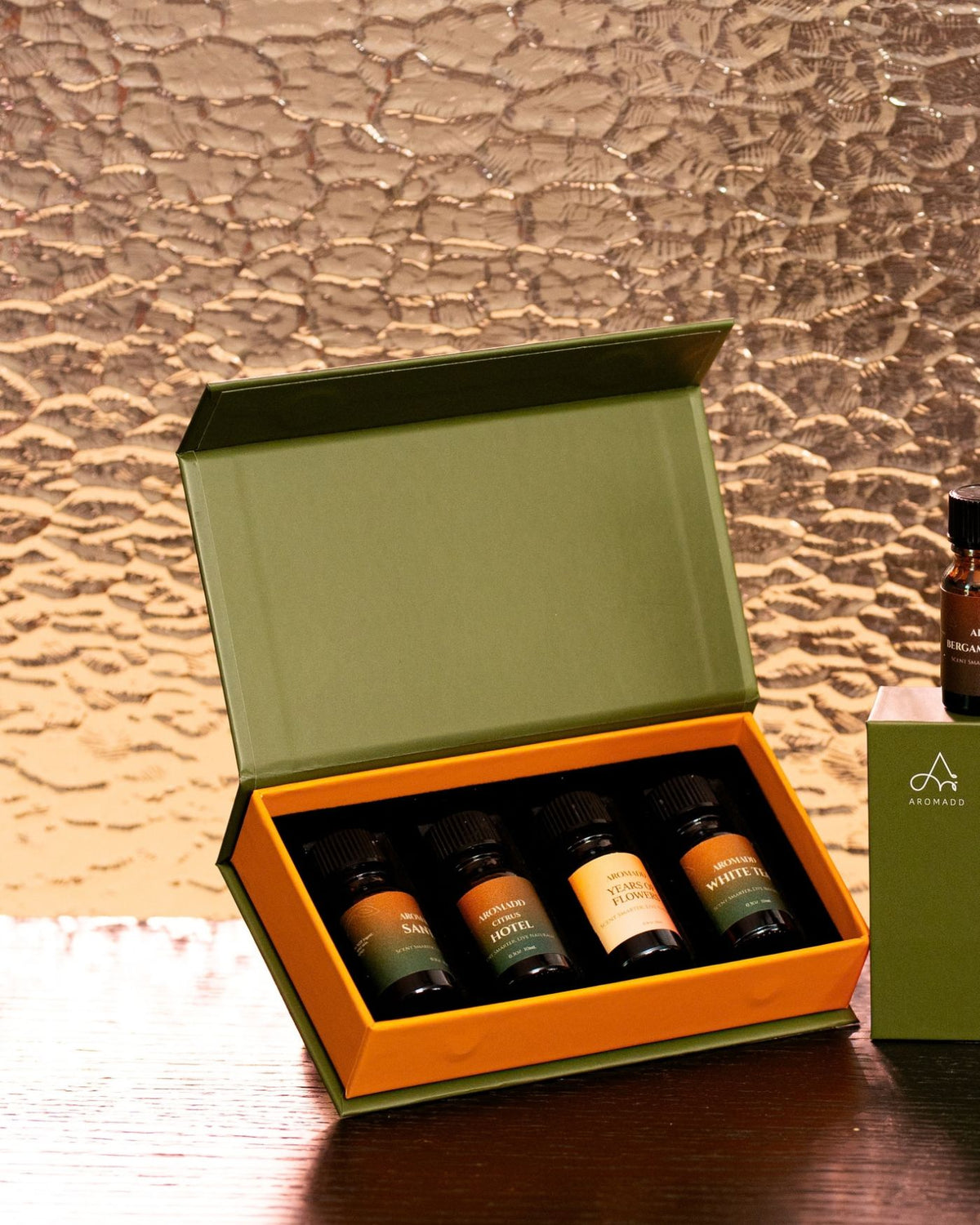 U5 HVAC Scent Diffuser + 4-Pack Oil Discovery Kit